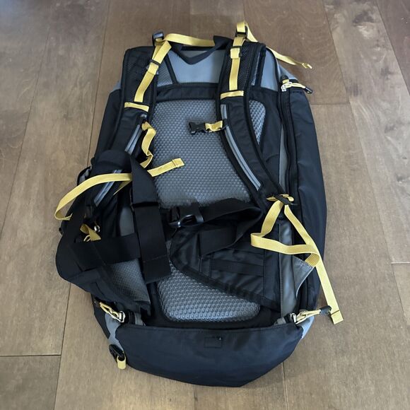 REI VAGABOND TOUR 40 BACKPACK BACK TRAVEL PACK - Picture 2 of 4